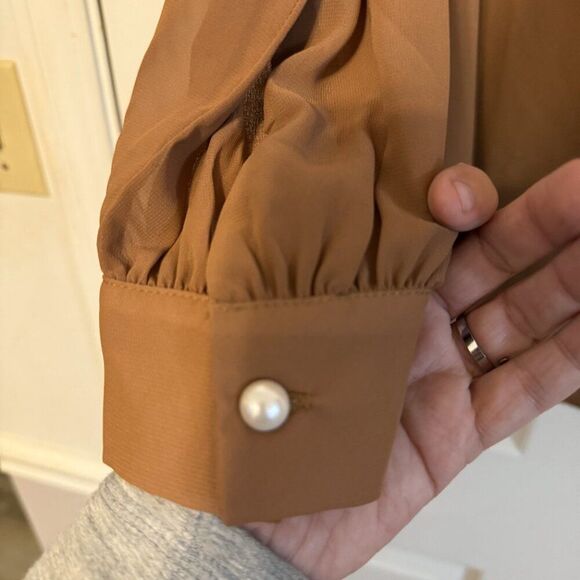 Zenana Long Sleeve Blouse Rust | Pearl Accents | NWT | Size Small - Picture 2 of 4